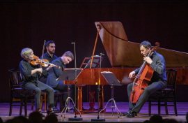 Anne Katharina Schreiber, Kristian Bezuidenhout y Jonathan Cohen. Beethoven: el cambio permanente