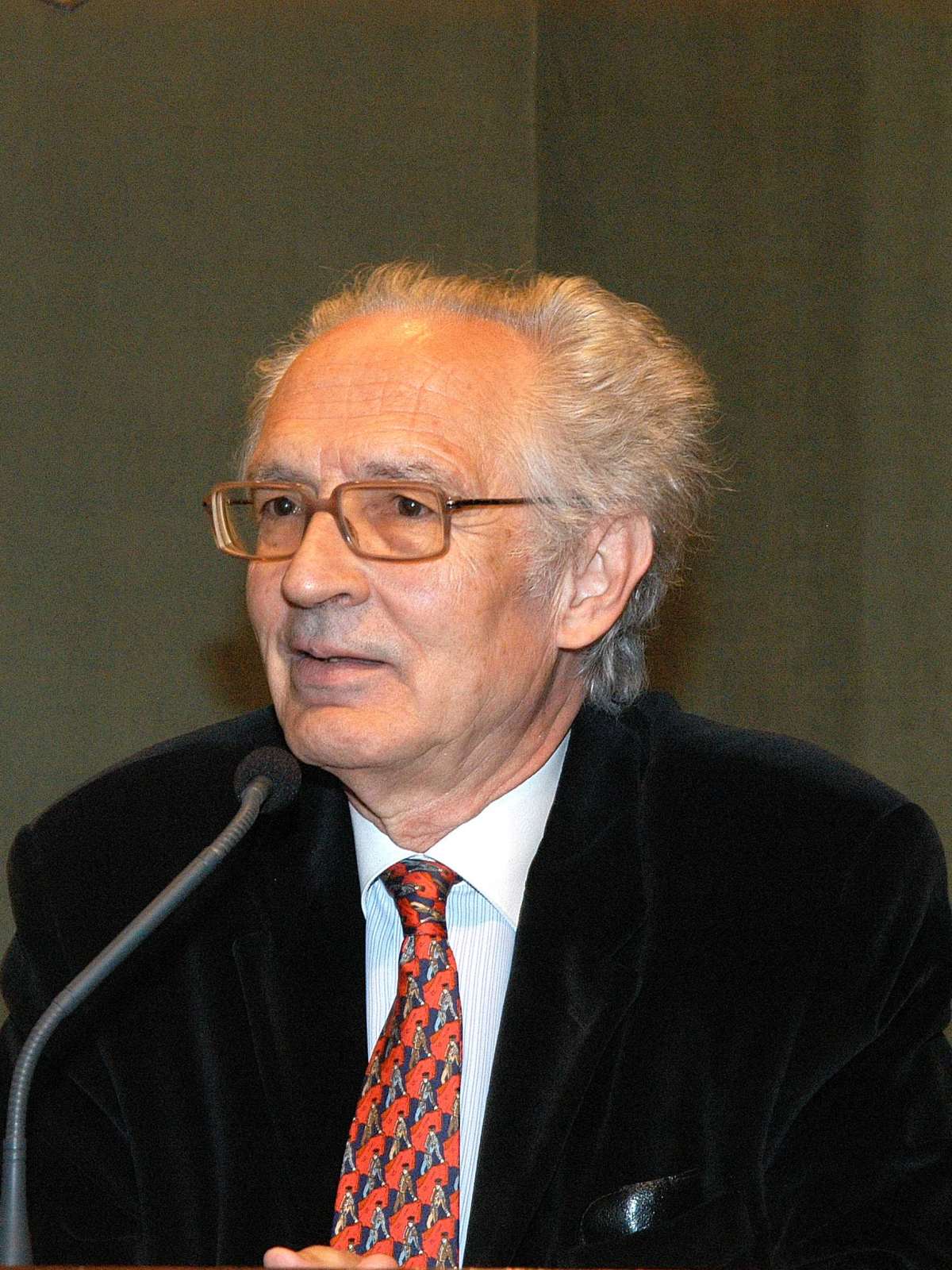 José Luis Alonso de Santos (II): Conversation and Dramatized Reading